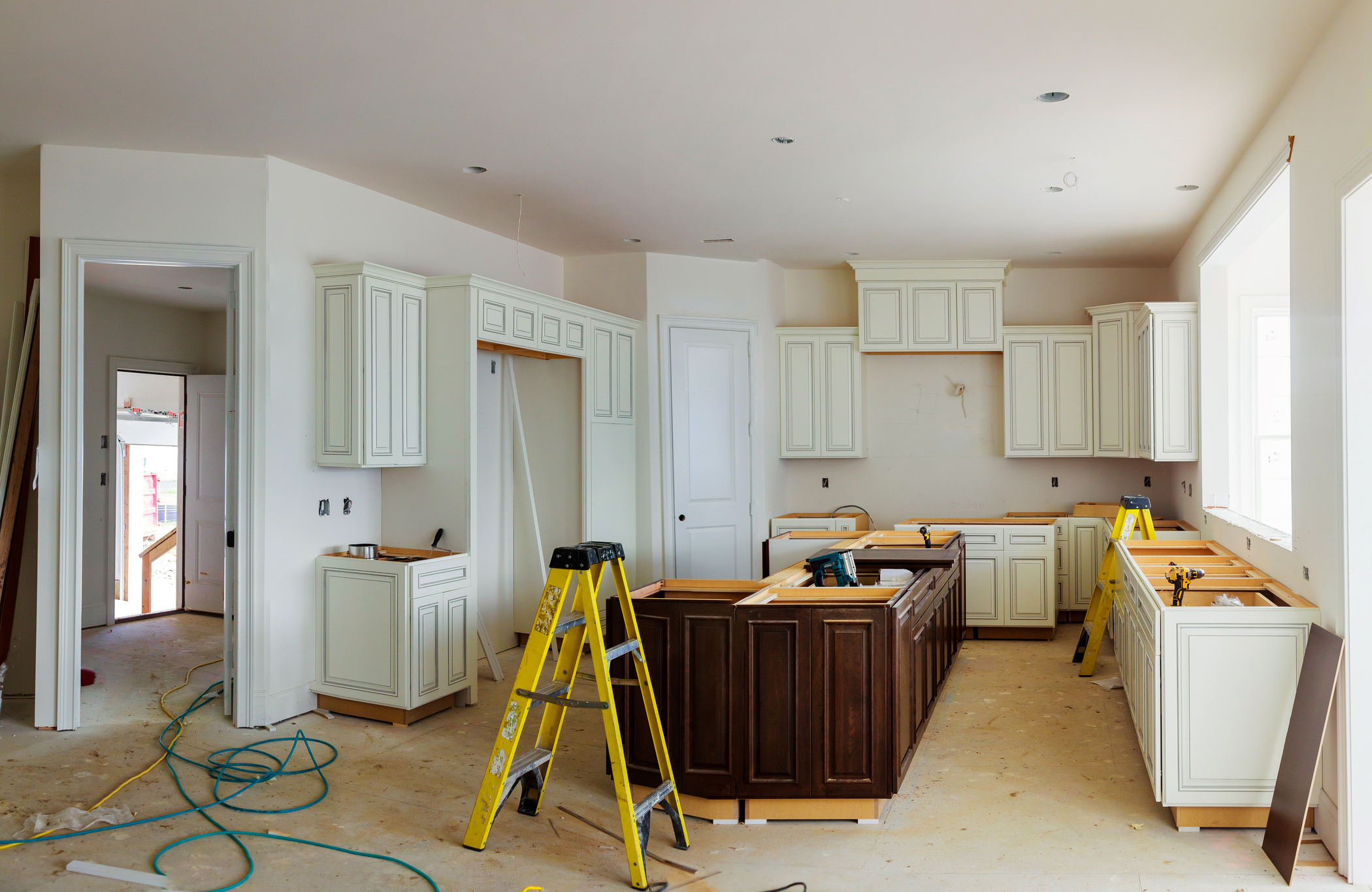 Custom Kitchen Cabinets  